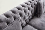E135 - Image 2